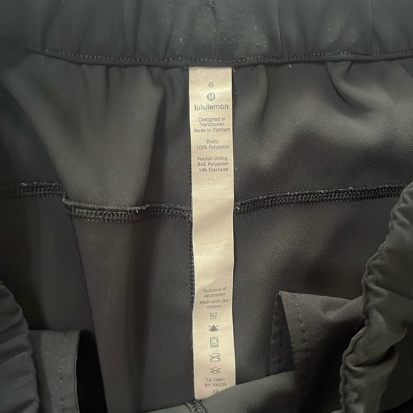 Lululemon Athletica Black Pants - Picture 4 of 6